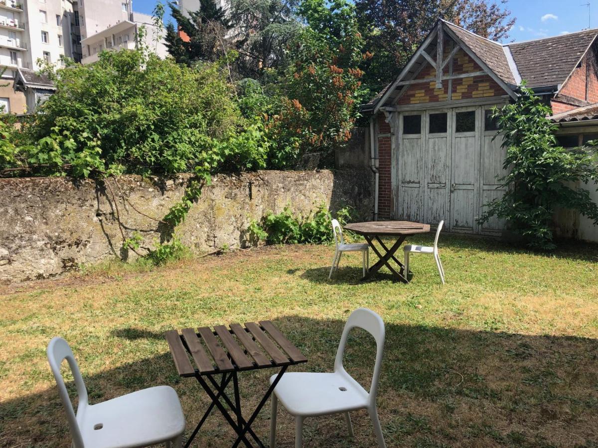 Studio Paisible Avec Jardin - Tours Centre Luaran gambar